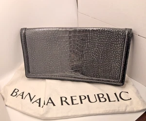 Banana Republic Dark Gray Snakeskin Pattern Clutch Magnetic Closure w/ Dust Bag - Picture 1 of 7