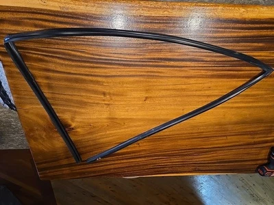 98-05 Lexus GS300 RF pasajero puerta delantera ventana pista sello de goma OEM P Foto 1 de 4