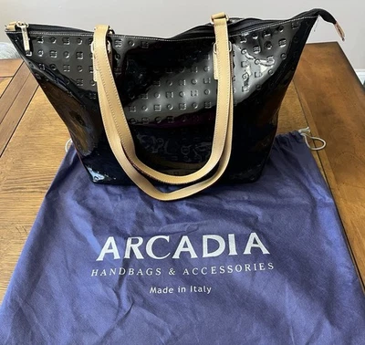 Auténtico Bolso de Mano ARCADIA Negro Charol Logotipo Repujado con Correas Camel Foto 1 de 4