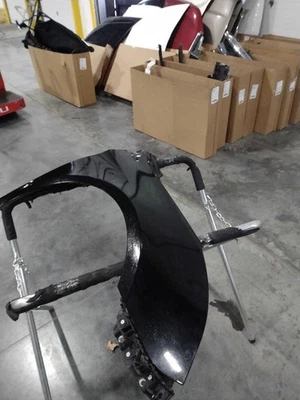 2016 Cadillac XTS Right Fender Black Used Good Condition 511604 - Imagem 1 de 4