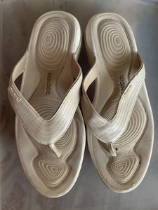 reebok easytone sandals