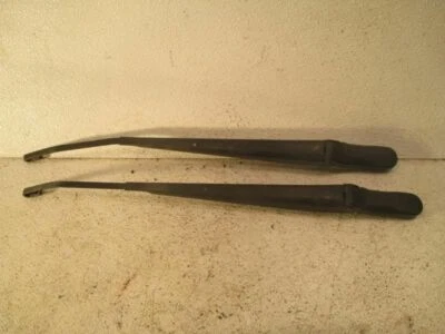 Par de brazos limpiaparabrisas para Mercury Mountaineer 2002 Foto 1 de 4