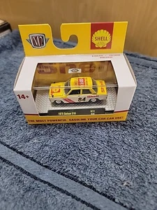 M2 Machines Boxed 1970 Datsun 510 Shell Motoröl R72 - Bild 1 von 5