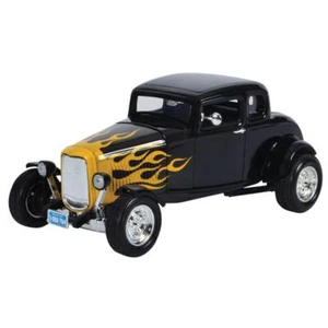 1:18 1932 Ford 5-Window Coupe Hot Rod -- Black w/Flames -- MotorMax - Picture 1 of 1