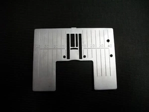 Zig-Zag Needle Plate #4129642-06 for Husqvarna Viking Sewing Machine NIOP - Picture 1 of 4
