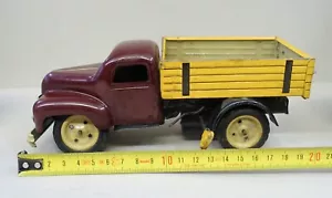 G&K Greppert und Kelch Grundka Werke Lastwagen um 1950 Bakelit-Blech DDR schön - Picture 1 of 7