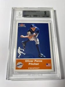 2002 (PADRES) actualización Fleer Tradition brillante #U58 Oliver Pérez BGS 9 como nuevo - Imagen 1 de 2