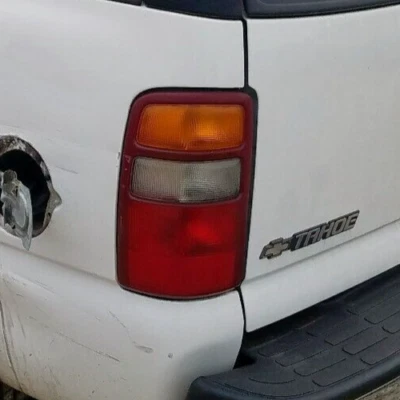 Chevrolet Suburban, Tahoe, GMC Yukon, 2000, 2001, 2002, 2003, Left Tail Light - Image 1 of 4