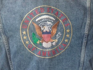 LEVI STRAUSS & CO. Klassik-Jeansjacke mit Stickerei United States of America  - Bild 1 von 9