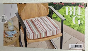 2er Set Premium Sitzkissen mit abnehmbaren Bezügen BHG Neu 19”x 18” - Bild 1 von 9