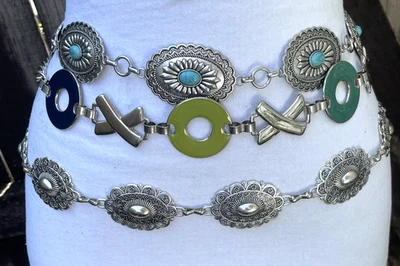 Lote de 3 cinturones de cadena X y O medallón concho turquesa imitación tono plateado de colección ahora Foto 1 de 4