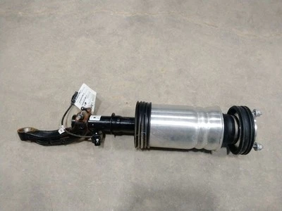 Левая стойка водителя для Hummer EV 2024 3005645 - Изображение 1 из 4