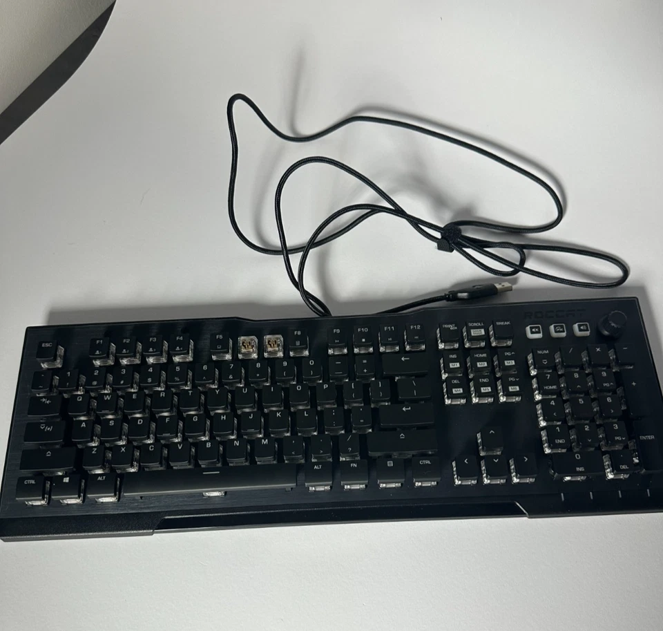 Roccat Vulcan II tastiera da gioco nera  - Immagine 1 di 4
