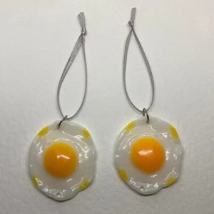 2 x alternative fried egg Christmas tree decorations, bauble ornaments resin - Picture 1 of 11