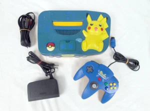 Nintendo 64 Pikachu Console videogiochi modello NUS-101 controller e cavi - Foto 1 di 6