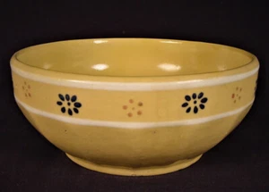 RARE AMERICAN ANTIQUE HULL 5 ¾” SLIP DOT FLORAL 12-SIDED BOWL YELLOW WARE MINT - Picture 1 of 11