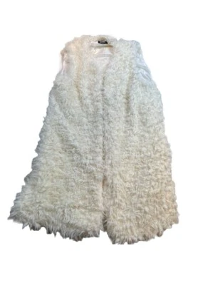 Rouge Ivory Faux Fur Vest Fuzzy Vest Sleeveless Pockets Women's - Image 1 of 4