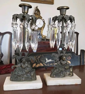 Paar Kerzenständer Girandolen Frau isst Trauben antik Messing Glas & Marmor - Bild 1 von 17