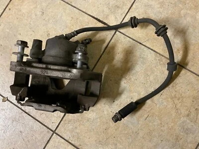 BMW 328i 2007-2010 cupé pinza de freno delantera izquierda Foto 1 de 4