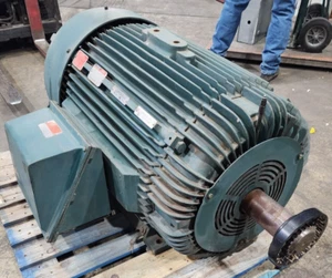 ๐ RELIANCE 250 HP ELECTRIC AC MOTOR 460 VAC 1785 RPM 449T FRAME 3 PHASE - Picture 1 of 7