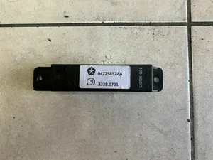 2013 JEEP GRAND CHEROKEE BLUETOOTH COMMUNICATION KEY LESS ENTRY 04725857AA - Picture 1 of 4
