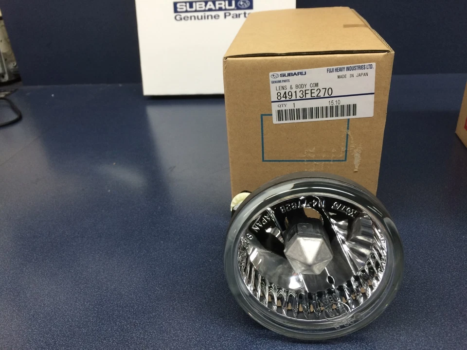 Luz antiniebla izquierda Subaru Forester STi Wrx Legacy 2006-2014 carcasa y lente OEM NUEVO Foto 1 de 1