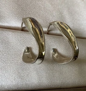 Vintage HAGIT GORALI Earrings Sterling Silver 925 J Hoop - Picture 1 of 12