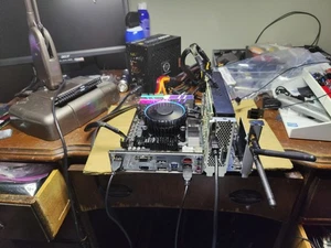 Gaming Kit Gigabyte B760M DS3H 10 Core I5-12600KF  16GB 512GB SSD RTX2060 6G W11 - Picture 1 of 16