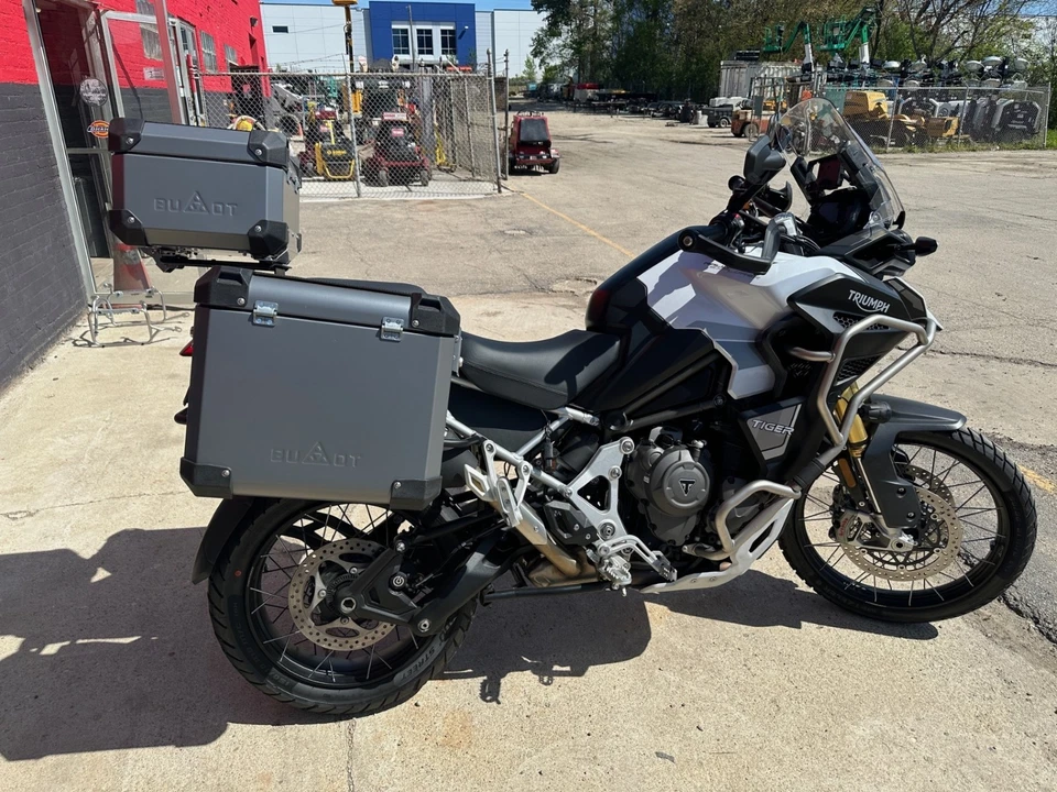 2023 Triumph Tiger  - Image 1 of 4