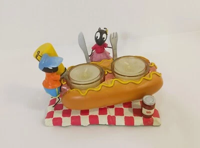 Yankee Candle Ants Hotdog Picnic 2 Tealight Soporte Estatuilla Retirada con 2 Velas Foto 1 de 4