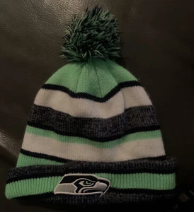 Seattle Seahawks NFL Era Knit Cap Beanie Hat Adult Fleece Lined Pom Pom EUC - Picture 1 of 2