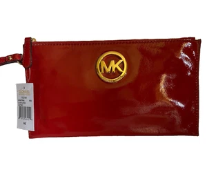 NWT Michael Kors Fulton Zip Clutch Wristlet Wallet Red Patent Leather - Picture 1 of 6