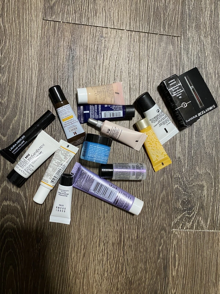 Paquete de cuidado de la piel Foto 1 de 1