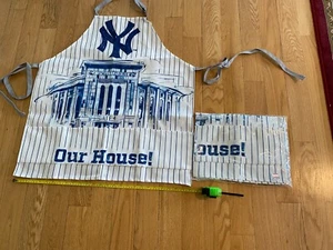 New York Yankees Aprons , 2 available, brand new with MLB holograms - Picture 1 of 10