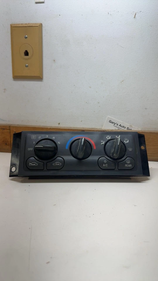 97 98 99 OLDS SIHLOUETTE Calentador A/C Control Foto 1 de 4