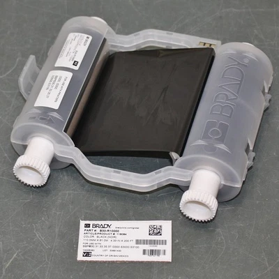 Cartucho de cinta para impresora de etiquetas Brady B30-R10000, 4-5/16" x 200 pies, resina negra Foto 1 de 4