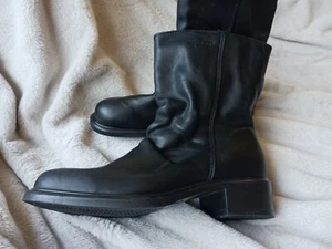 Martino Womens Black Leather Bike Boot Ankle Hi Pull On BootsWomens Size 8 🇨🇦 - Picture 1 of 11