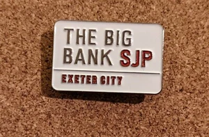 Exeter City FC Big Bank Street Sign Enamel Pin Badge - Picture 1 of 2