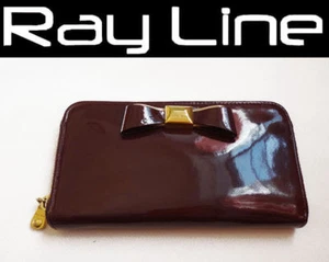 100% authentic miu miu round wallet Bordeaux enamel {USED} - Bild 1 von 8