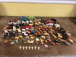 Vintage Plastic Farm/Zoo/Safari/ Wild Animals & People Hong Kong Dinosaurs - Picture 1 of 15