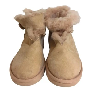UGG Women's Ankle Boots Side Logo Button Size 8 Peach Color Light Pink Blush  - Picture 1 of 9