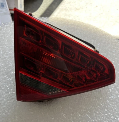 Luz trasera interior conductor izquierdo Audi A5 S5 2008 2009 2010 2011 2012 OEM 8T0945093B Foto 1 de 4