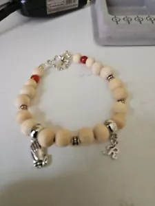 Praying Hands Bracelet with initial R - Picture 1 of 4
