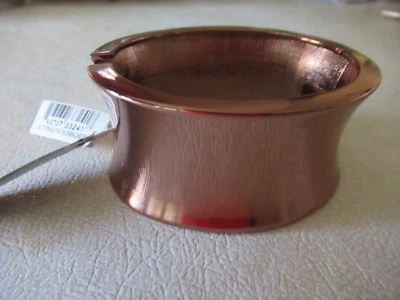 NUEVO CON ETIQUETAS R.J. Graziano Bonito Brazalete Bisagras Oro Rosa/Cierre a Presión  Foto 1 de 4