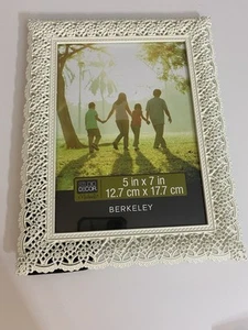 STUDIO DECOR Michaels Decorative Frame 5in x 7in White - Picture 1 of 4