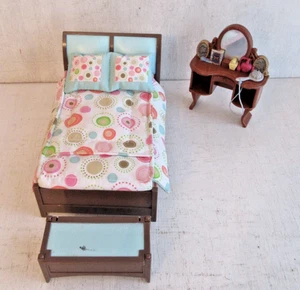 Fisher Price Loving Family Dollhouse Furniture Parents Bedroom Bed Lot Bundle - Picture 1 of 2