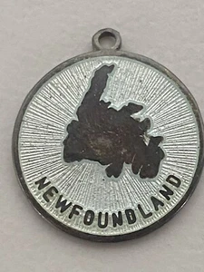 Vintage Sterlingsilber & Emaille Charm Neufundland Kanada Souvenir Emaille BM Co - Bild 1 von 3
