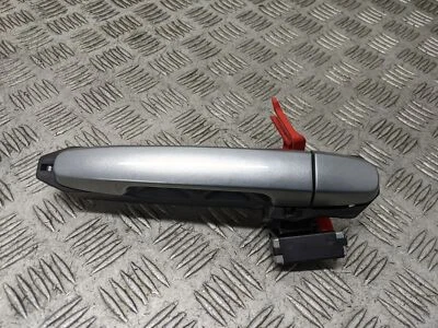 Toyota Yaris Vvt MK2 2006-2011 escotilla mango exterior (o/s conductor trasero) plateado Foto 1 de 4