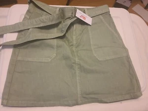 Vineyard Vines Green Utility Tie Front Waist Mini Cargo Skirt Size 2. - Picture 1 of 9