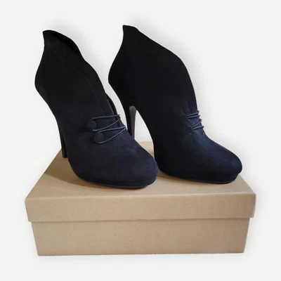 Botines de diseñador de gamuza sintética Apt 9 de moda | Negros | Talla 9,5 Foto 1 de 4